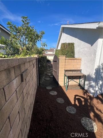 28212 Amable, Mission Viejo, CA 92692