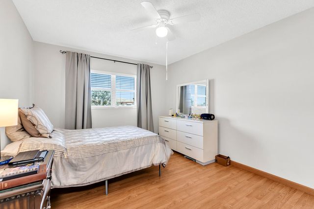 5300 Washington Street Apt D306, Hollywood, FL 33021