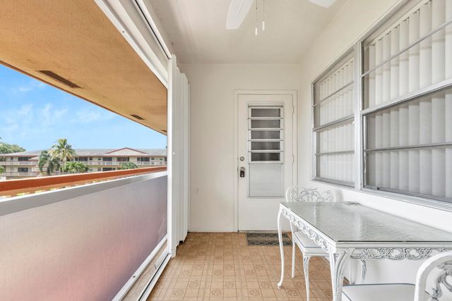 5300 Washington Street Apt D306, Hollywood, FL 33021