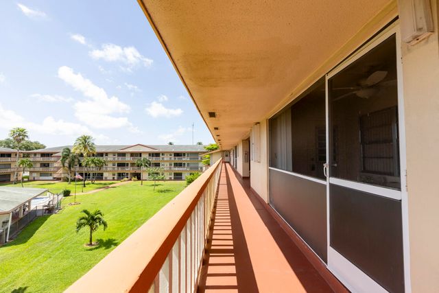 5300 Washington Street Apt D306, Hollywood, FL 33021