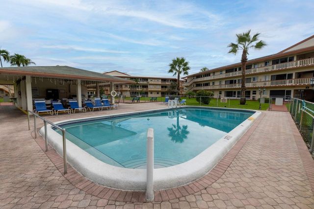 5300 Washington Street Apt D306, Hollywood, FL 33021