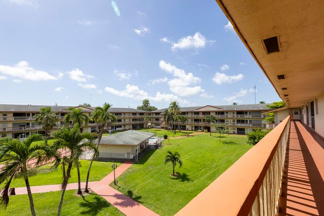 5300 Washington Street Apt D306, Hollywood, FL 33021