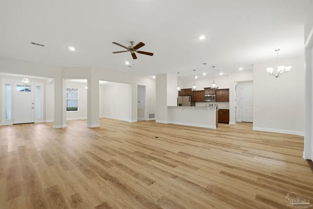 8016 Majestic Cypress Dr, Milton, FL 32583