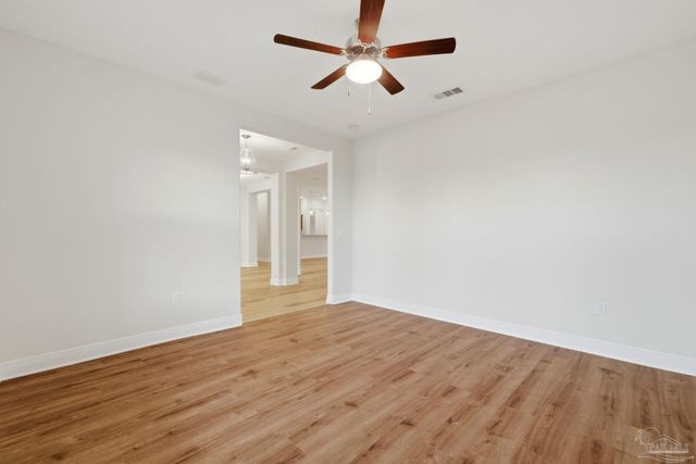 8016 Majestic Cypress Dr, Milton, FL 32583