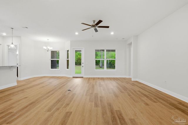 8016 Majestic Cypress Dr, Milton, FL 32583