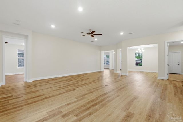 8016 Majestic Cypress Dr, Milton, FL 32583