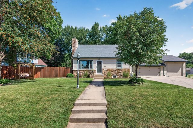 1805 42nd Avenue NE, Columbia Heights, MN 55421