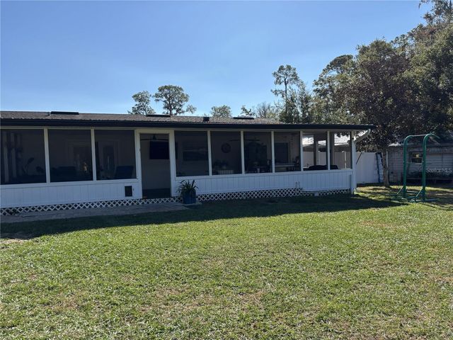 6106 LAWNCREST PLACE, Dover, FL 33527