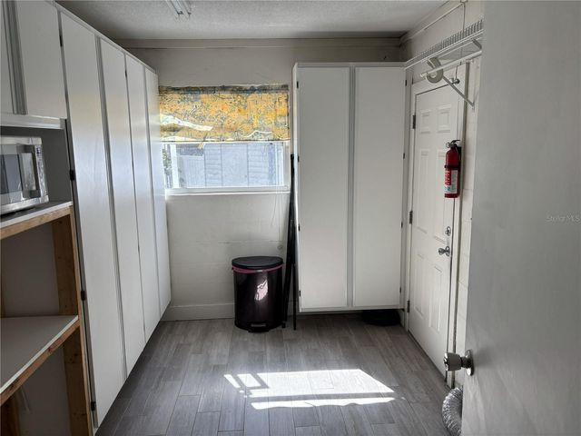 6106 LAWNCREST PLACE, Dover, FL 33527