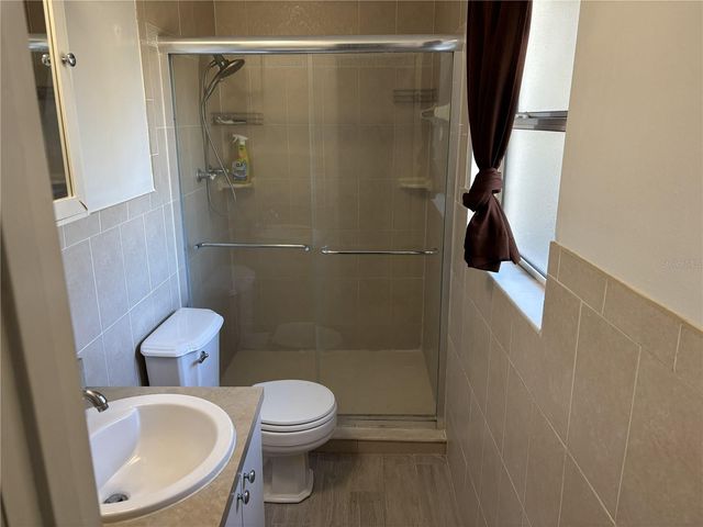 6106 LAWNCREST PLACE, Dover, FL 33527