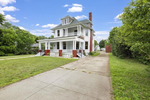 205 W MAIN STREET, Weyauwega, WI 54983