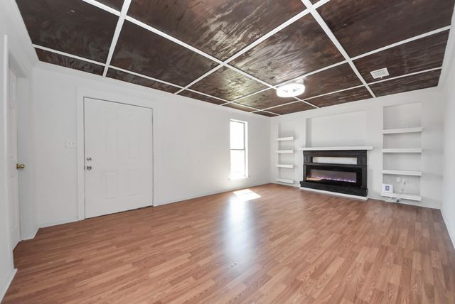 172 Road 5122, Cleveland, TX 77327