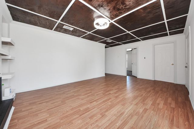 172 Road 5122, Cleveland, TX 77327