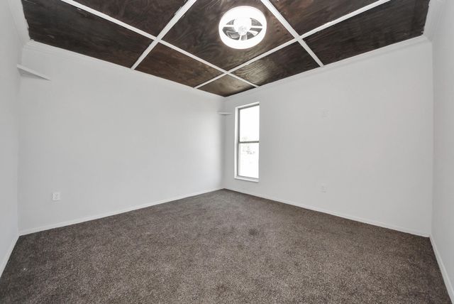 172 Road 5122, Cleveland, TX 77327