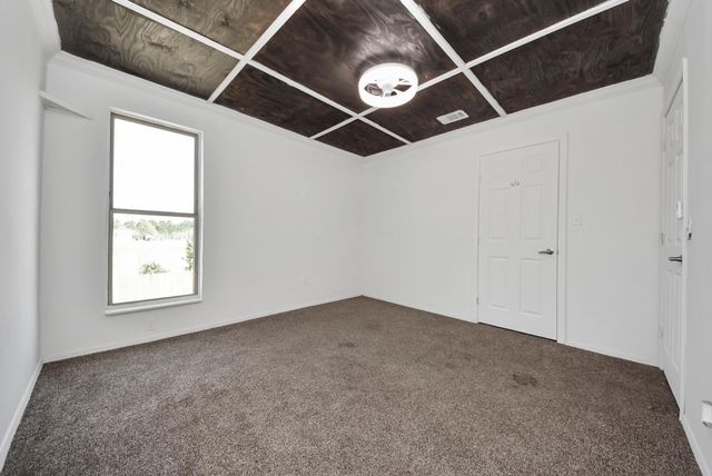 172 Road 5122, Cleveland, TX 77327