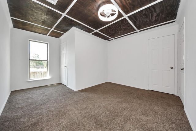 172 Road 5122, Cleveland, TX 77327