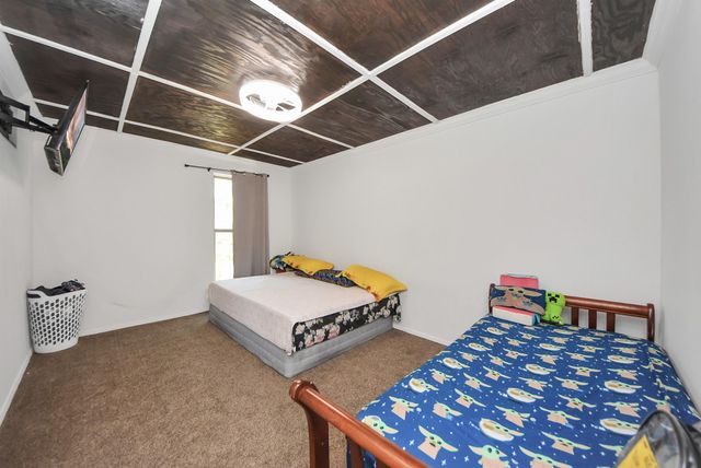 172 Road 5122, Cleveland, TX 77327