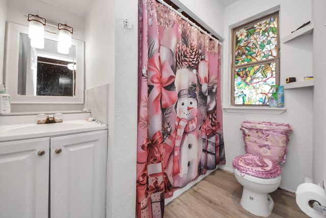 172 Road 5122, Cleveland, TX 77327