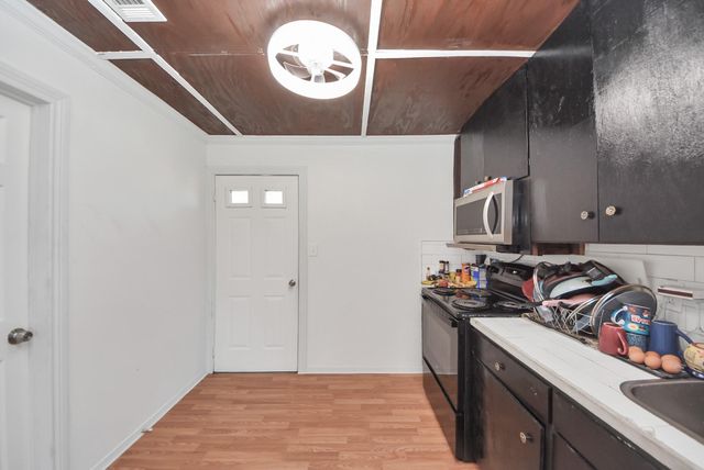 172 Road 5122, Cleveland, TX 77327