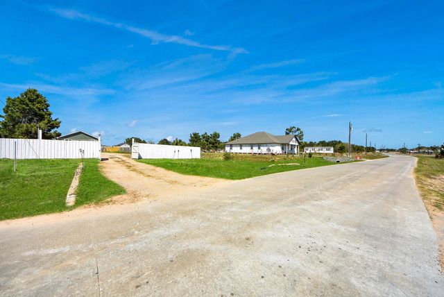 172 Road 5122, Cleveland, TX 77327