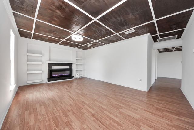 172 Road 5122, Cleveland, TX 77327