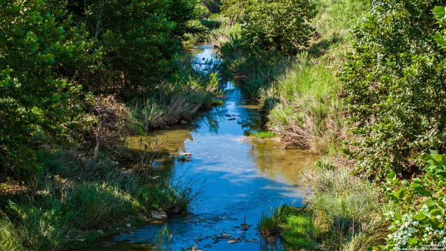 3936 S State HWY 16, Fredericksburg, TX 78624