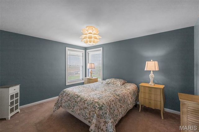 839 Meadow Acres Lane, Mehlville, MO 63125