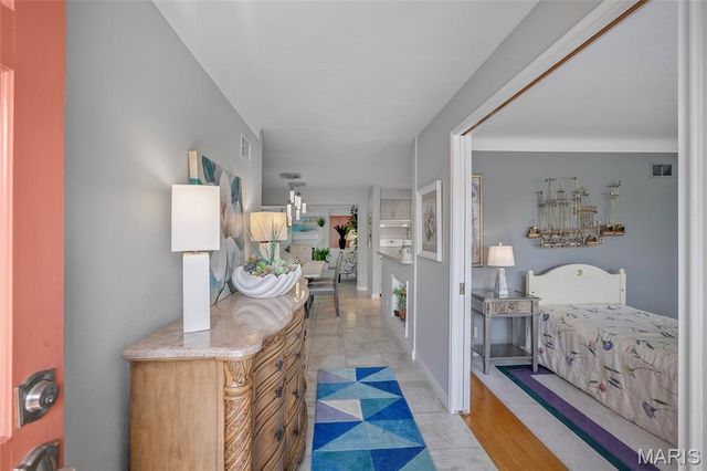 839 Meadow Acres Lane, Mehlville, MO 63125