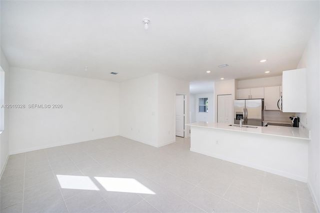 2642 SE 10 street, Homestead, FL 33035