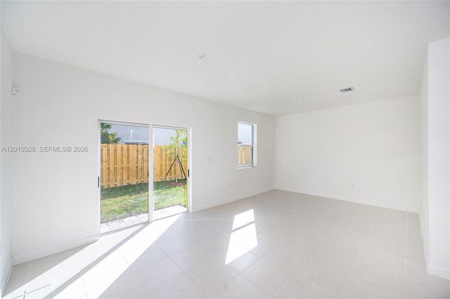 2642 SE 10 street, Homestead, FL 33035