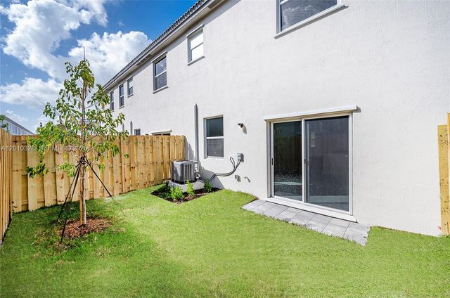 2642 SE 10 street, Homestead, FL 33035