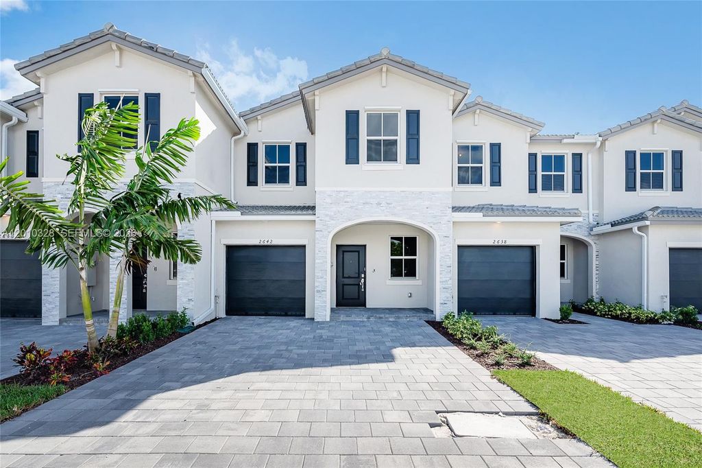 2642 SE 10 street, Homestead, FL 33035