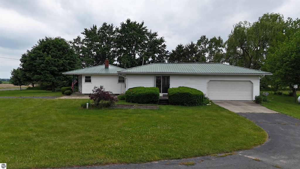 Image 2 of property listing at 2480 W Baseline Road, Mt Pleasant, MI 48858