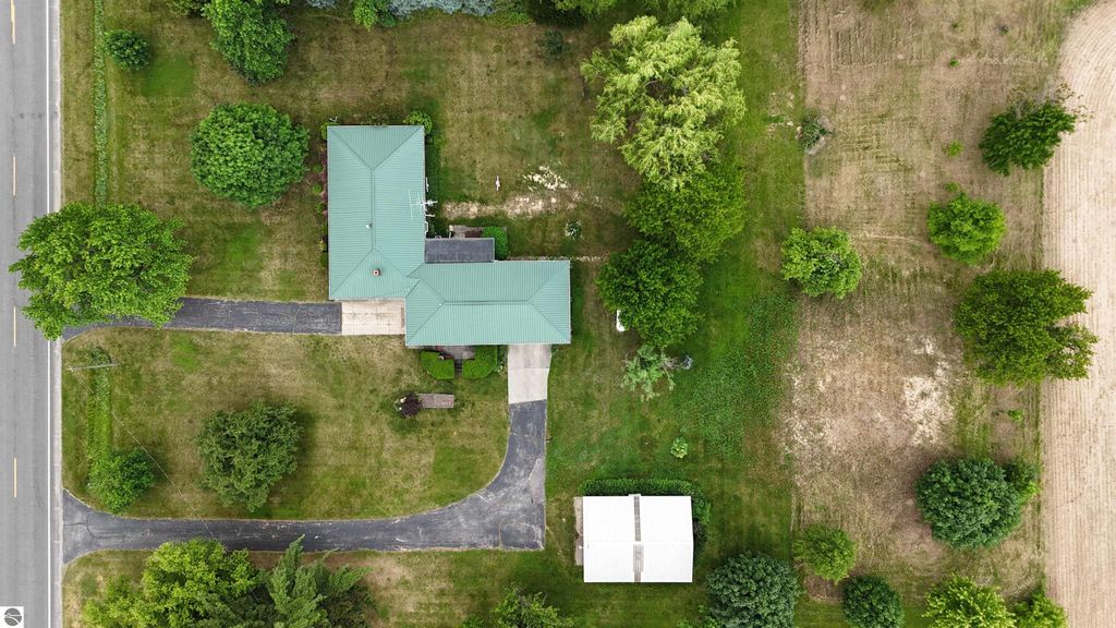Image 24 of property listing at 2480 W Baseline Road, Mt Pleasant, MI 48858