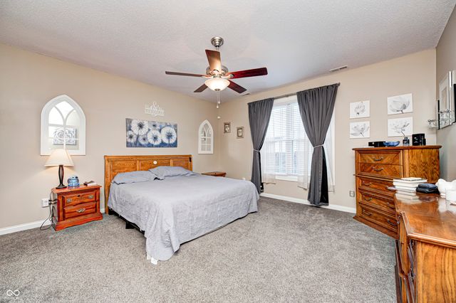 5914 Cabot Drive, Indianapolis, IN 46221