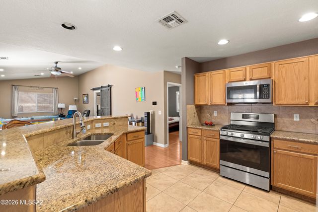 9300 E Amethyst Quartz Drive, Tucson, AZ 85747