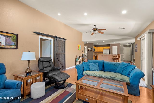 9300 E Amethyst Quartz Drive, Tucson, AZ 85747