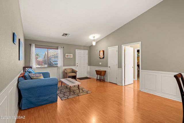 9300 E Amethyst Quartz Drive, Tucson, AZ 85747