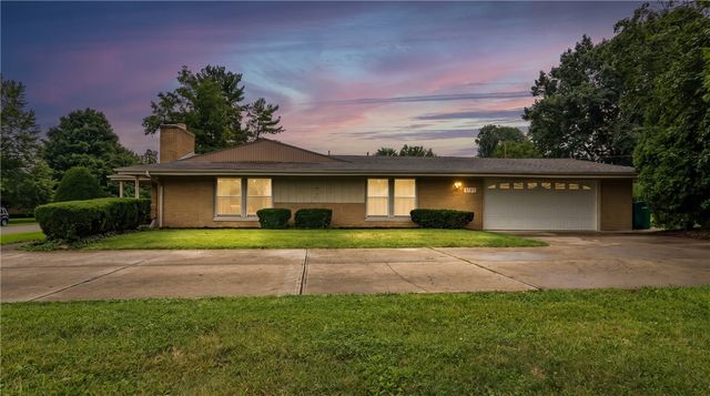 2165 Brookridge Drive, Beavercreek, OH 45431