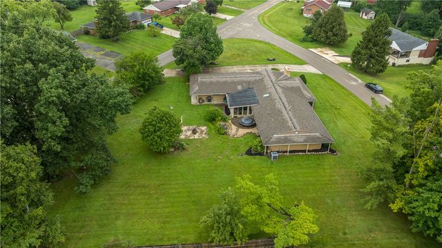 2165 Brookridge Drive, Beavercreek, OH 45431