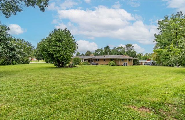 2165 Brookridge Drive, Beavercreek, OH 45431