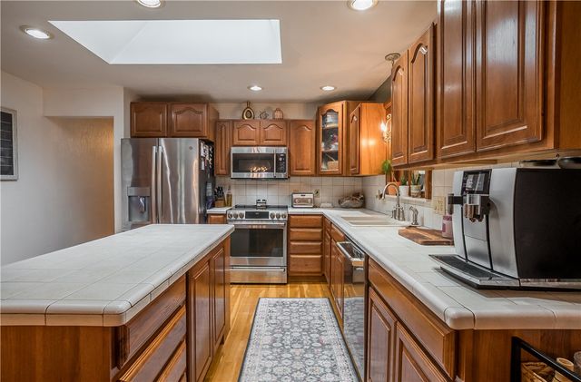 2165 Brookridge Drive, Beavercreek, OH 45431