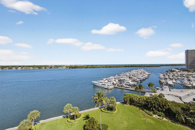 134 Lakeshore Drive T14, North Palm Beach, FL 33408