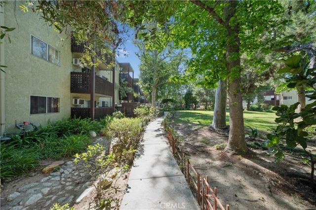 5840 Benner 301, Los Angeles, CA 90042