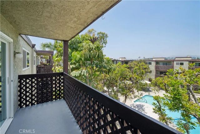 5840 Benner 301, Los Angeles, CA 90042
