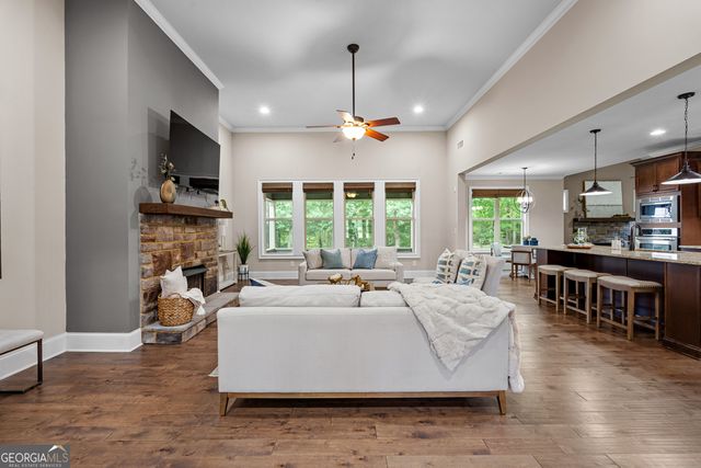 245 Discovery Lake Drive, Fayetteville, GA 30215