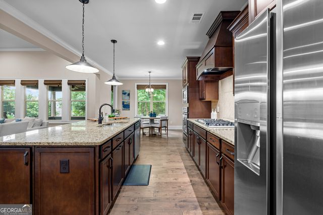 245 Discovery Lake Drive, Fayetteville, GA 30215