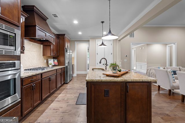 245 Discovery Lake Drive, Fayetteville, GA 30215