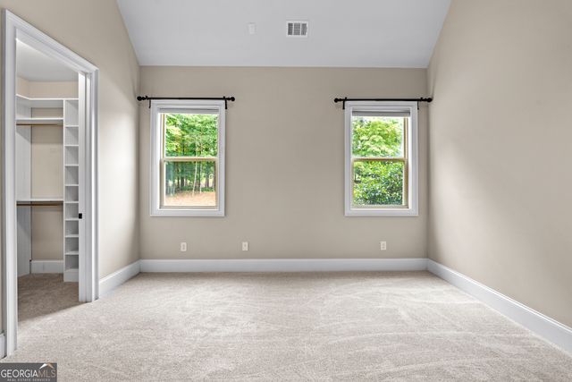 245 Discovery Lake Drive, Fayetteville, GA 30215