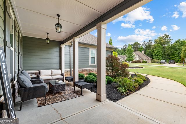 245 Discovery Lake Drive, Fayetteville, GA 30215